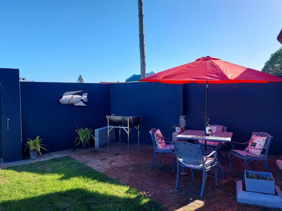 Starfish Accommodation Struisbaai Exterior photo